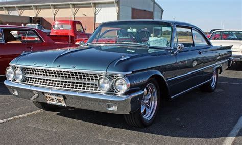 1961 Ford Galaxie 500 Starliner Hardtop | Autos, Autos y motos, Autos clasicos