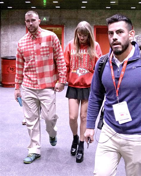 Taylor Swift and Simone Biles hit the Chiefs-Packers game in Green Bay