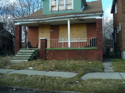 Boarded up house, Detroit - a photo on Flickriver