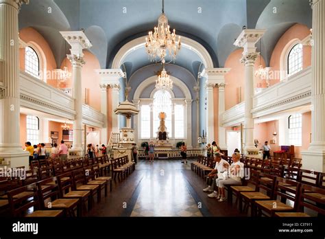 St Paul's Chapel interior, New York Stock Photo, Royalty Free Image ...