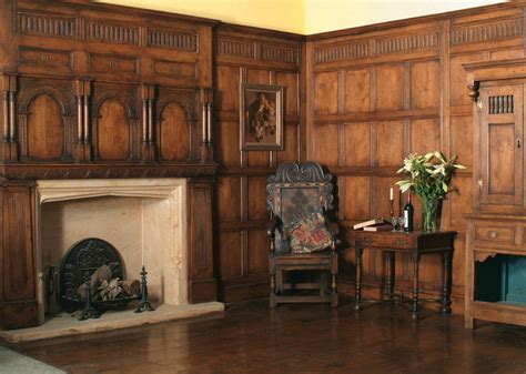 Oak Panelling & Panelled Rooms | Oak panels, Wall paneling, Rustic ...