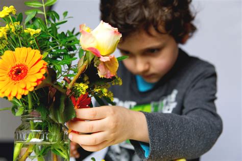 How to Present the Montessori Flower Arranging Lesson — The Montessori ...