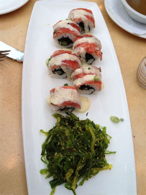 Kobe Beef Sushi Roll: asparagus, wasabi cream, ponzu dipping sauce ...