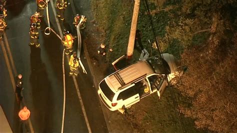 Minivan with woman, 3 kids crashes in Aston Township, Pennsylvania ...