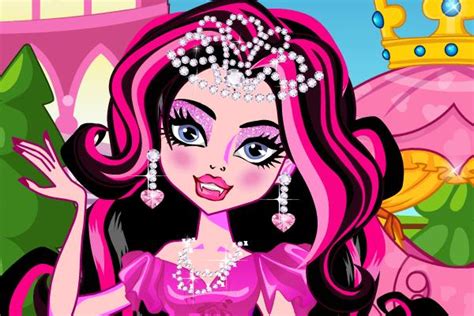 Monster High Princess Dress Up Game & Makeover Game.