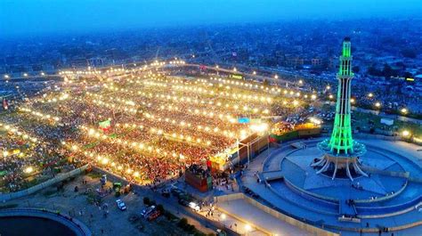 In pictures: PTI's power show at Minar-e-Pakistan - Pakistan - Dunya News