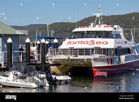 Ferry boat at Palm Beach ferry wharf on Pittwater in Sydney northern ...