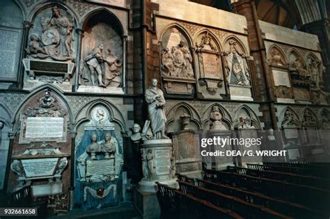 174 Westminster Abbey Poets Corner Stock Photos, High-Res Pictures, and ...