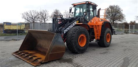 Doosan DL 420-5, Wheel loader buy used in Lower Silesian | Machinerypark