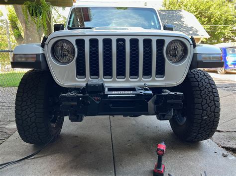 Installed a winch on my stock (plastic) Rubicon bumper - DIY writeup ...