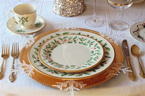 Christmas Meals around the World - Lifestyle Mirror