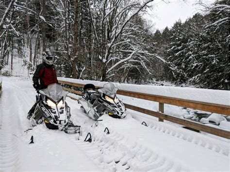 Five Reasons A Snowmobile Vermont Tour Is The Perfect Activity For A ...