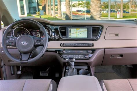 2017 Kia Sedona Pictures - 79 Photos | Edmunds