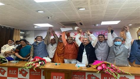 Pushkar Singh Dhami new Uttarakhand CM BJP tirath singh rawat BJP ...