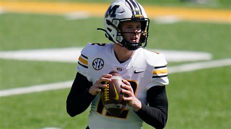 Mizzou names Brady Cook as opening game starter at quarterback | ksdk.com