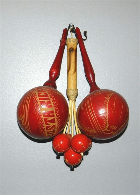 Maracas son instrumentos de percusión usadas como parte de bailes en la música garífuna--música ...