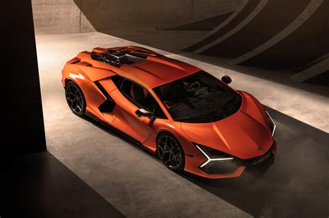 Lamborghini lança seu 1º modelo esportivo de luxo híbrido; conheça ...