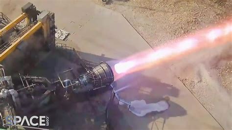 SpaceX fires up raptor engine for moon flight and landing tests - YouTube