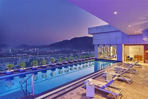 Vivanta Navi Mumbai Turbhe Best Rates on Navi Mumbai Hotel Deals, Reviews & Photos