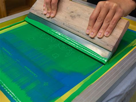 Discover our screen printing process - Happy Monster Club