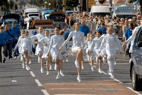 78 pictures from Cleethorpes Carnival Parades since the 70s - Grimsby Live