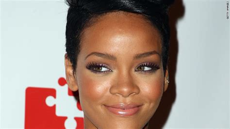 Rihanna gives painful details of Chris Brown assault - CNN.com