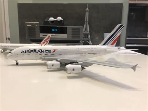 Air France Scale 1:200 model : airplanes