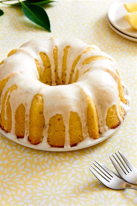 Lemon Lavender Bundt Cake - I bake he shoots