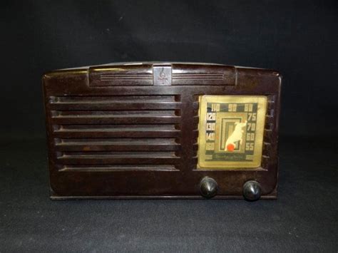 307: Vintage Emerson Radio : Lot 307