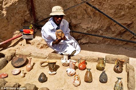 EIGHT MUMMIES and artefacts are unearthed in tomb in Egypt | Daily Mail Online