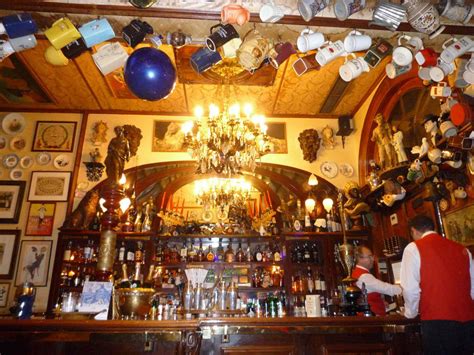 Where to go out in Lisbon? The best bars in Lisbon