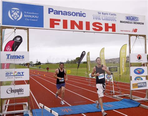 Marathon Runner Finish Line Editorial Image - Image: 16523065