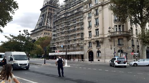 Eiffel Tower EVACUATED after man 'threatens to detonate bomb' sparking massive police response ...