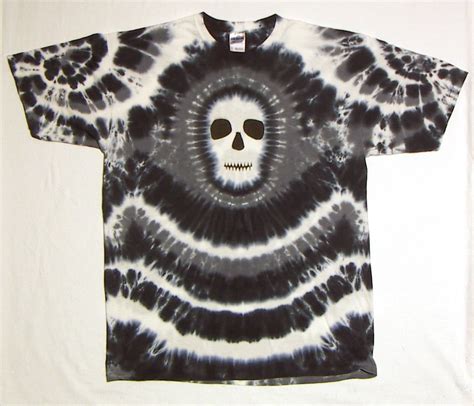 Tie Dye Shirt Black White and Gray Skull Tie Dye t-Shirt