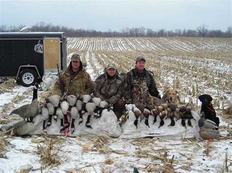 Waterfowl Hunting – St. Lawrence Outfitters