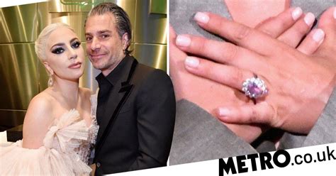 Lady Gaga shows off stunning $400,000 pink diamond engagement ring | Metro News