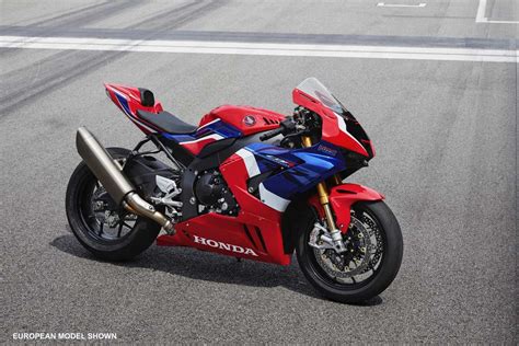 2021 Honda CBR1000RR-R SP Fireblade Review / Specs + NEW Changes Explained!