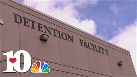 Knox County jail lowers age requirement and raises wages for workers - YouTube