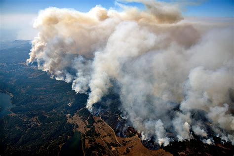 What will wildfire smoke do to my health? Long term, even experts don’t ...