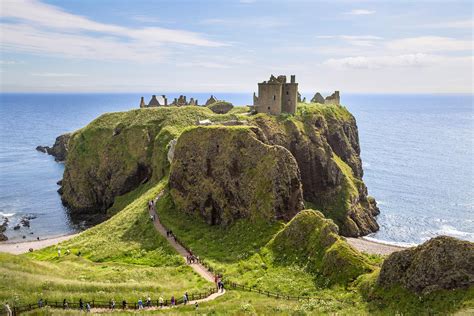 We Wish We Could Go to These Scottish Castles Right Now