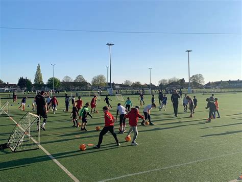 We Make Footballers Bexleyheath (4 to 6 years) - Evening Clubs Near You,Bexleyheath, Kent,