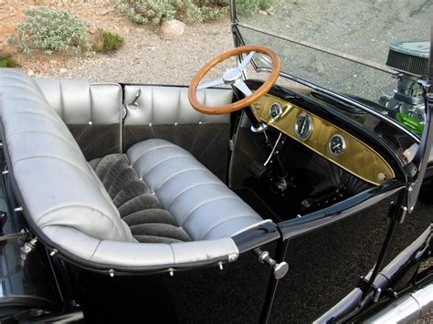 1926 Ford T-Bucket Custom Roadster Interior