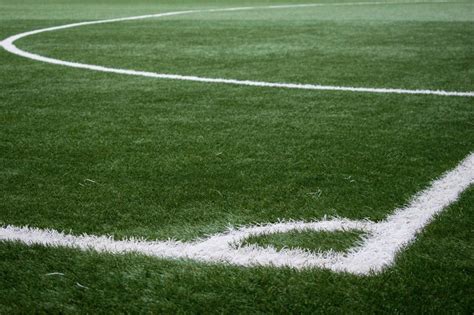 O que fazer para montar um campo de futebol com grama sintética? - Blog ...