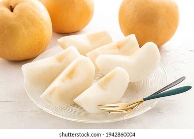 10,739 Japanese pear Images, Stock Photos & Vectors | Shutterstock