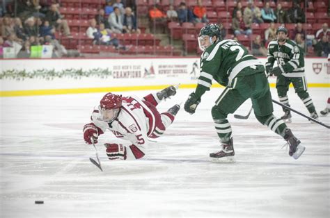 Men's Hockey Looks To Repeat as ECAC Champions | Sports | The Harvard ...