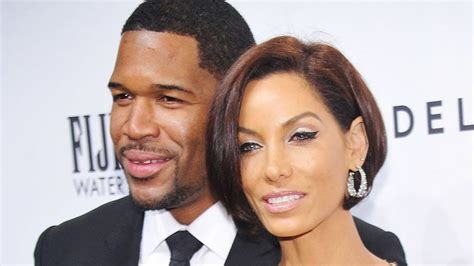 Michael Strahan Twin Brother : Michael Strahan Net Worth Nfl Star Talk ...