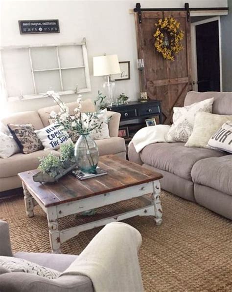 29 Cozy Farmhouse Living Room Ideas For Every Decorating Budget | Farmhouse decor living room ...