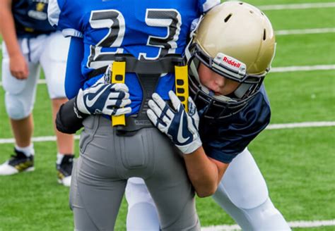 Bill to ban youth tackle football in New York state has been a decade ...