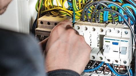 Electrical Technician Roles and Responsibilities | SCI