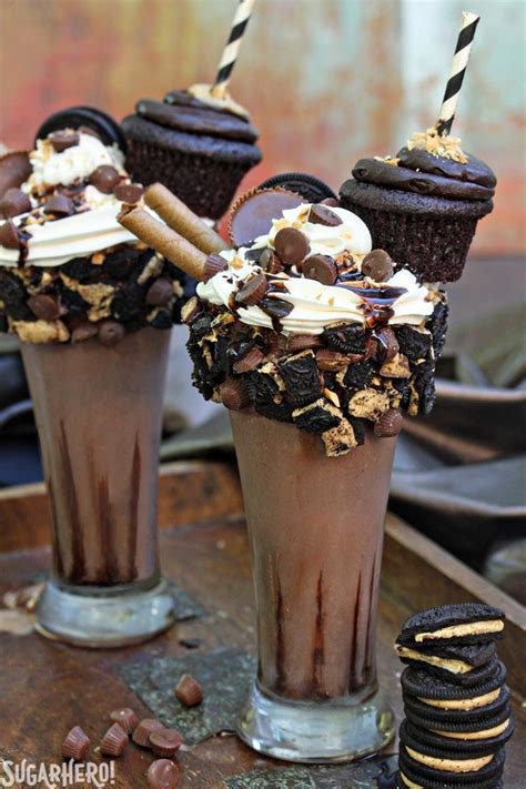 Epic Chocolate Peanut Butter Milkshakes - SugarHero